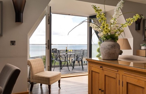 Praa Sands Casa | BODILLIAN