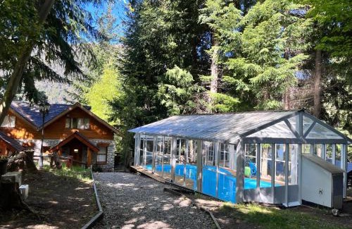 Puerto Manzano Casa | BOG Le Pommier - Cabañas con vista al lago y piscina climatizada