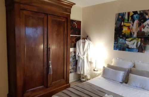 Merignac Cama Y Desayuno | "Bohème Chic" TramA direct aéroport-gare StJean-Bordeaux centre Station Alfred de Vigny 5mn de l appartement Parking gratuit