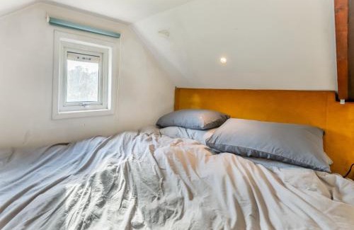 Frant Casa | Bohemia Cottage