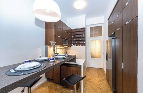 Josefov Apartamento | Bohemian charm apartment by Paris Avenue 1