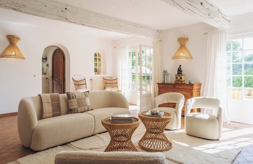 Le Tignet Villa | Bohemian Provençal holiday villa near Lake Saint-Cassien