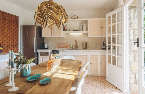 Le Tignet Villa | Bohemian Provençal holiday villa near Lake Saint-Cassien