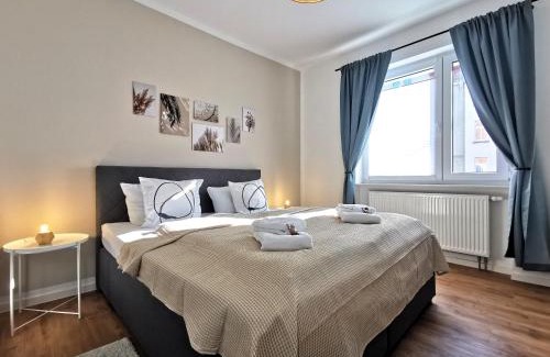 Andreasvorstadt Apartamento | BohnApartments XL Suite - 2 Schlafzimmer mit Balkon - Zentrum - Petersberg - Domplatz