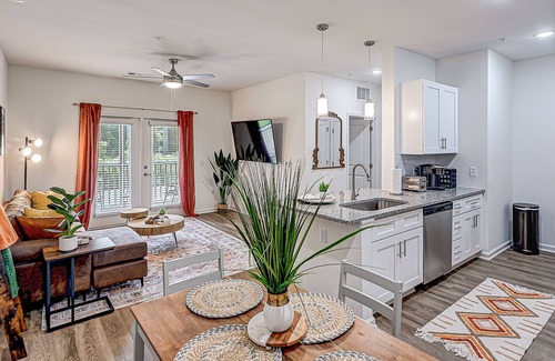 Yulee Apartamento | Boho Bliss Nr. Fernandina Beach, ARPT, DTWN & Shopping