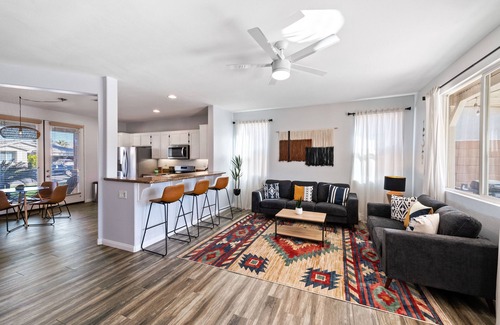 Indio Casa | Boho Bungalow - 30ft pool & minutes from festivals