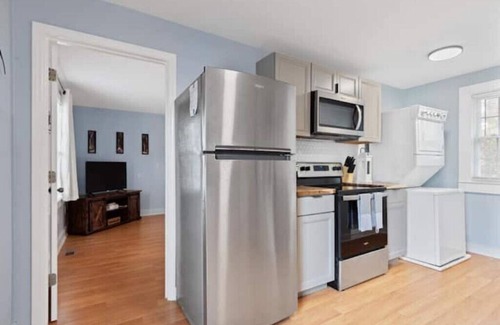 Apex Casa | BOHO BUNGALOW - STEPS FROM HISTORIC DOWNTOWN APEX