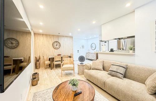 Beverly Hills Casa | Boho-Chic 1BR-1BA Oasis near Hollywood -BRBEV13