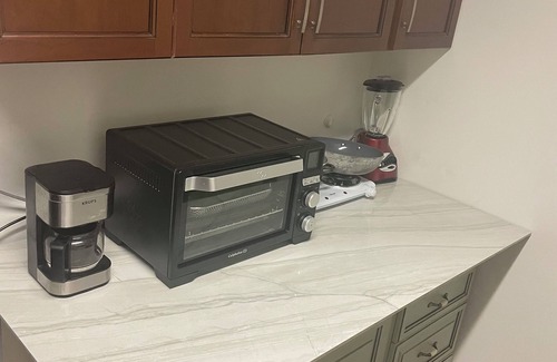 Disston Heights Apartamento | Boho Chic 1BR apt with hot tub, yard and BBQ near beach & downtown St. Pete