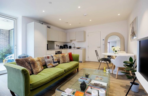 Stratford Apartamento | Boho-Chic Escape, by Veeve