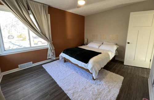 Greenwood Casa | Boho Chic family home - 15 minute drive to Downtown Indianapolis