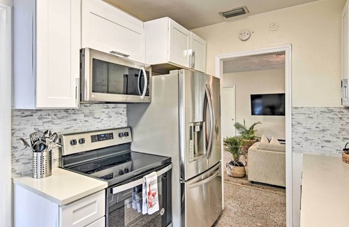 Deerfield Beach Cabaña | Boho Chic Home w/ Outdoor Oasis - Near Beach!