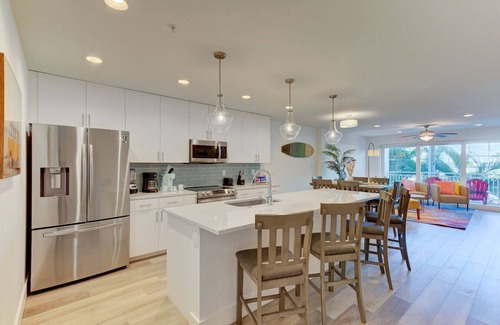 Madeira Beach Apartamento | Boho Condo 3/3 Heated pool
