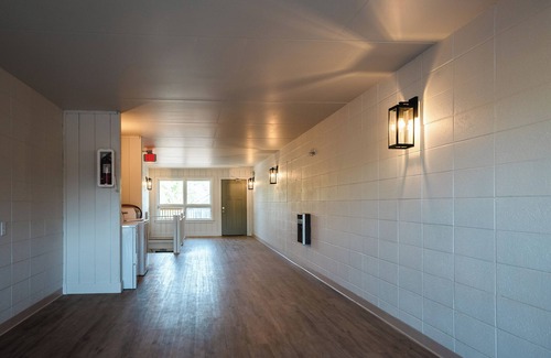 Downtown Branson Condominio | Boho Condo with Pool & Fitness Center—Next to Branson Landing—Pet Friendly!