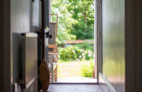 Southerndown Cabaña | Boho Family Escape near Dunraven Bay with Sea View