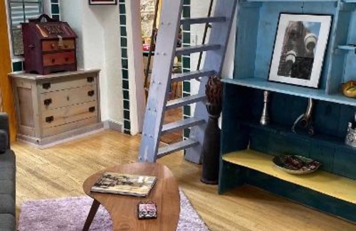 Bisbee Cabina | Boho hip bungalow in Old Bisbee