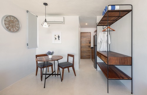 Luis Donaldo Colosio Apartamento | BoHo lofts & studios new modern w/ ocean-view pool