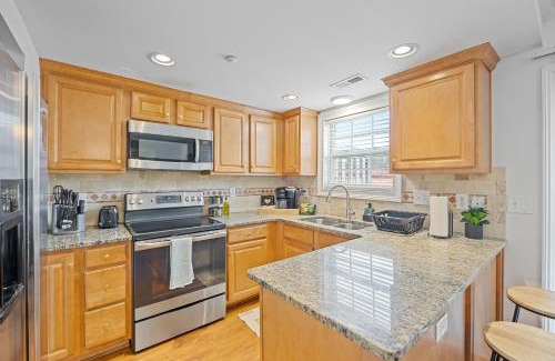 Smyrna Apartamento | Boho Lux Theme 3BR 3BA Near Truist Park Home of the Braves