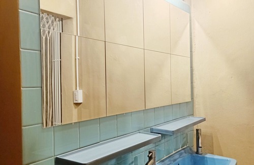 Sathorn Cama Y Desayuno | Boho Private Room wtih aircon | heart of city | BTS | stay as a local