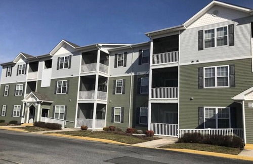 Rehoboth Beach Condominio | Boho Rehoboth condo-2bd/3.6mi to Beebe/.5mi outlets/walk to coffee!