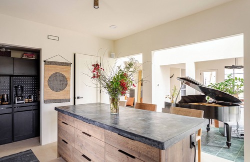 Sylvia Park Casa | Bohome Topanga : Designer Sunlit Home + Canyon Views
