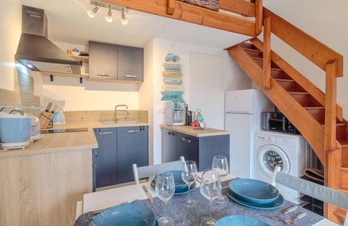 Saint-Palais-sur-Mer Casa | Bois Soleil by Interhome
