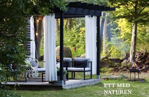 Degeberga Casa | Bokis - Modern Forest Cottage
