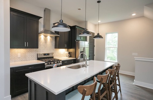 Radnor Casa | Bold + BRIGHT!|3bd 2.5ba|10 Minutes to All of Music City!