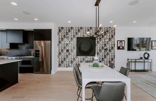 Nashville Apartamento | Bold & Modern | Walk the Line in Music City