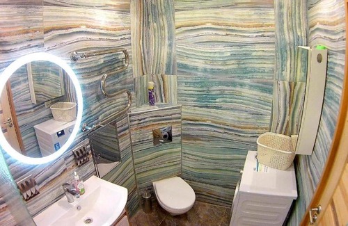 Sochi City Centre Apartamento | Большая комфортная квартира у моря на Театральной