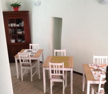 Bosa Historic Centre Cama Y Desayuno | Bomarosa B&B