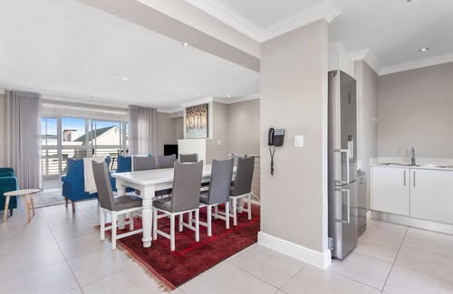 Big Bay Apartamento | Bona View G36 - Tres Habitaciones Piso, Capacidad 6