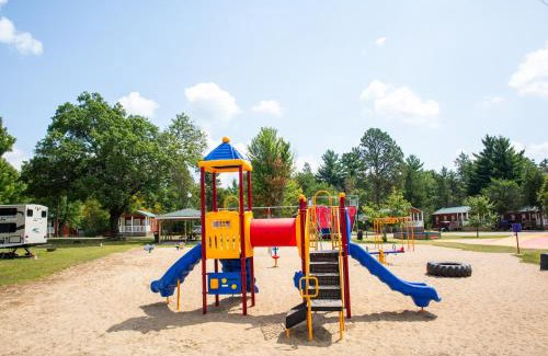 Lake Delton Otro | Bonanza Camping Resort