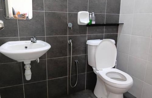 Daerah Kulai Casa | Bonda Homestay Kulai - Malay Only