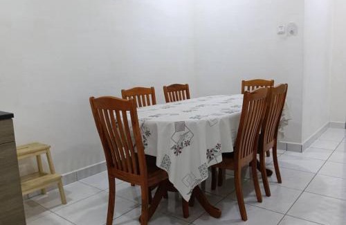 Daerah Kulai Casa | Bonda Homestay Kulai - Malay Only