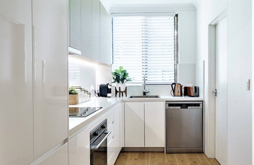 North Bondi Apartamento | Bondi Beach Apt Swimming Pool, Parking and Air Con