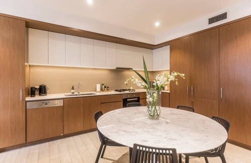 Bondi Beach Apartamento | Bondi Beach Spacious Lux apmnt + Balcony