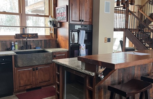 Scandia Casa | Bone Lake Escape - Hot Tub Oasis