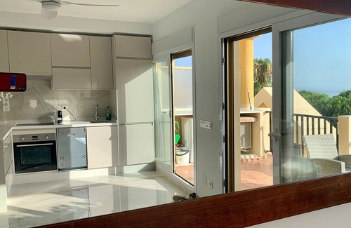 Nikki Beach Apartamento | Marbella beachfront apartment Romana Playa Elviria