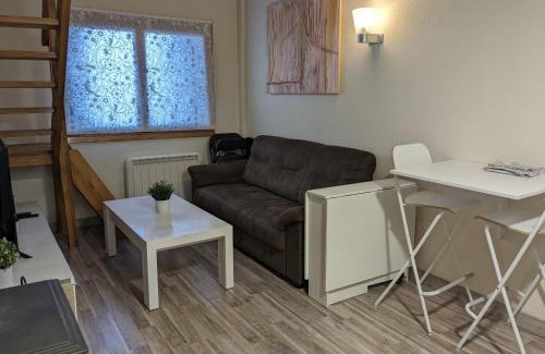 Villanua Apartamento | Bonito y luminoso apartamento con wifi y chimenea Aizú - Villanúa