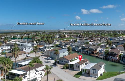 Port Isabel Complejo | Bonnet Sea Cottage on the water- LIV Resort