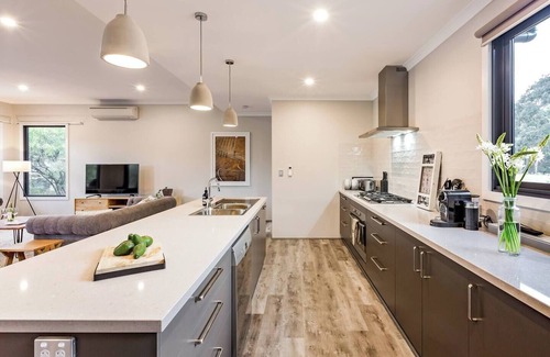 Wilyabrup Casa | Bonnie and Piper Lakeside and Wine Country Living
