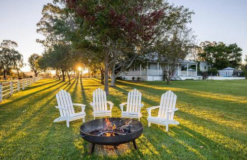 Bombira Casa | 'Bonnie View' A Magnificently Luxurious Retreat