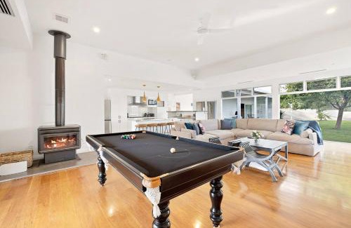 Bombira Casa | 'Bonnie View' A Magnificently Luxurious Retreat
