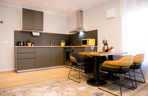 Sankt Augustin Apartamento | bonquartier - LUX APT #2 Moderne, stilvolle Wohnung mit voll ausgestatteter Küche, Klimaanlage und Parkplatz