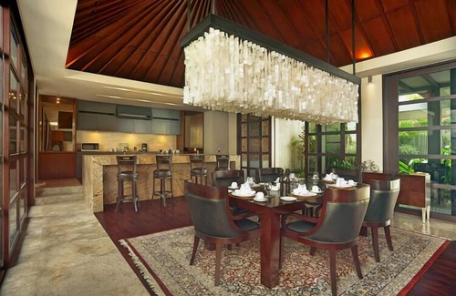 Bukit Villa | Reserve 3 habitaciones de lujo piscina Villa Jimbaran, personal