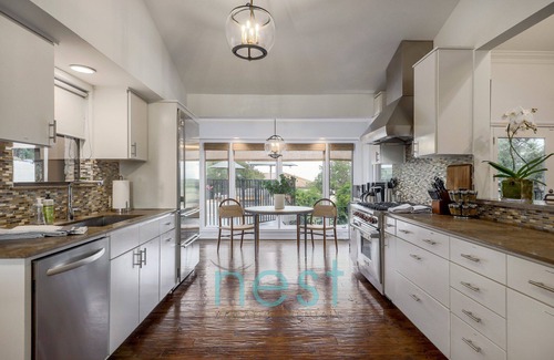 Westview On Lake Austin Casa | *Book 4, Get 3 Free – Stay 7 Nights, Pay for 4!*
