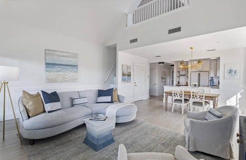 Watercolor Condominio | Book a Summer Getaway Now! 30A Beaches! Club Amenities! 2 Adult Bikes!
