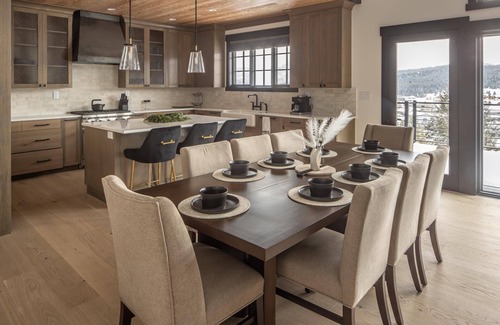 Big Sky Casa | Book a Summer Stay Today! New 5 Bedroom Home in Town Center with Private Hot Tub