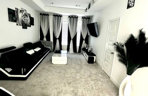 Cypress Casa | Book Now for a spacious, luxurious, quiet, and serene space